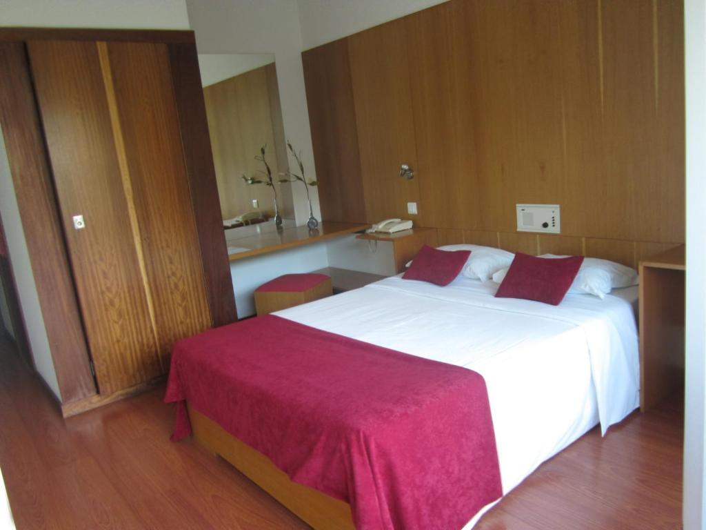 Hotel Eco Salvador Geres Bilik gambar