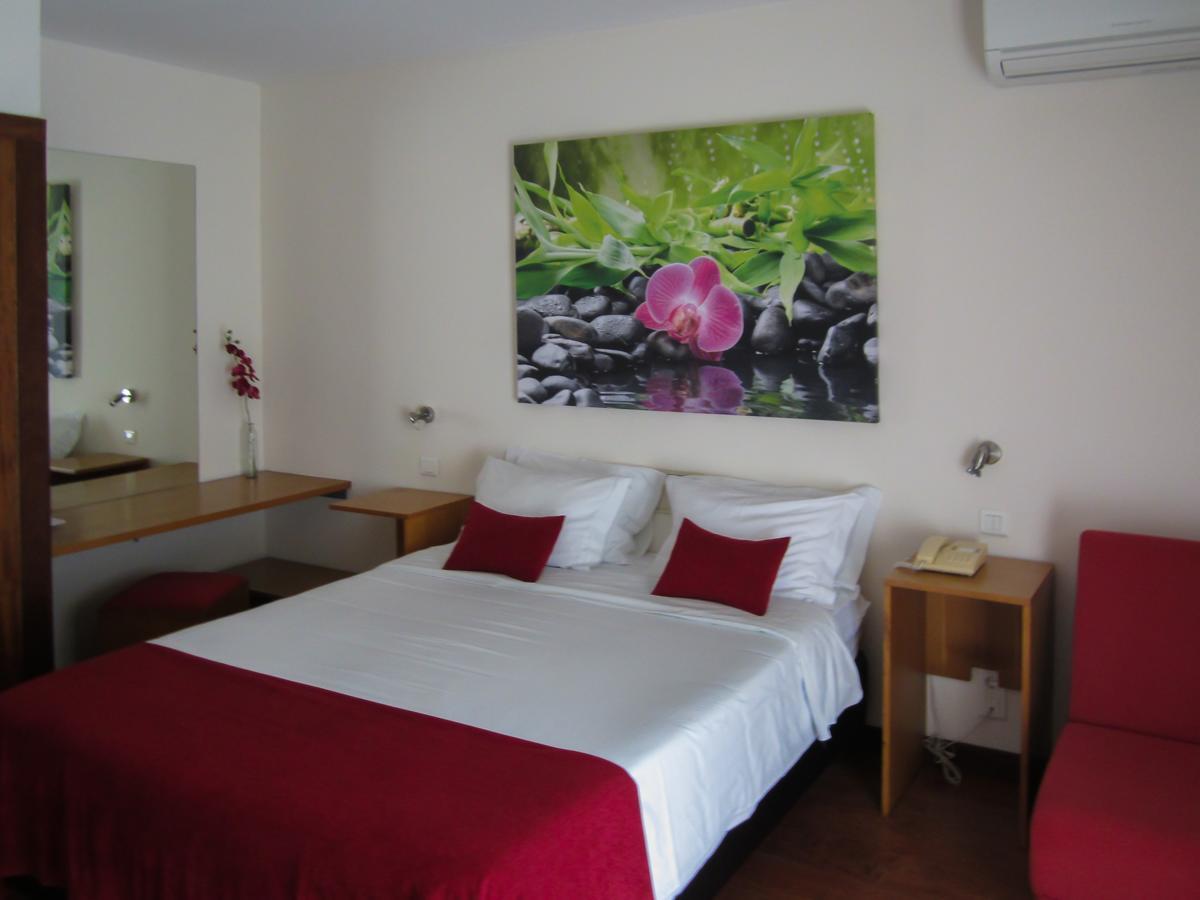 Hotel Eco Salvador Geres Luaran gambar